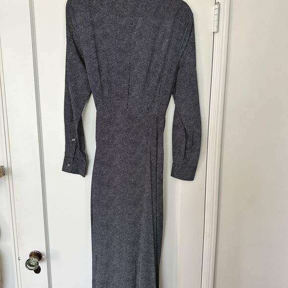 Equipment Navy/White Pattern Dress - Size 10 - Picture 6 of 8